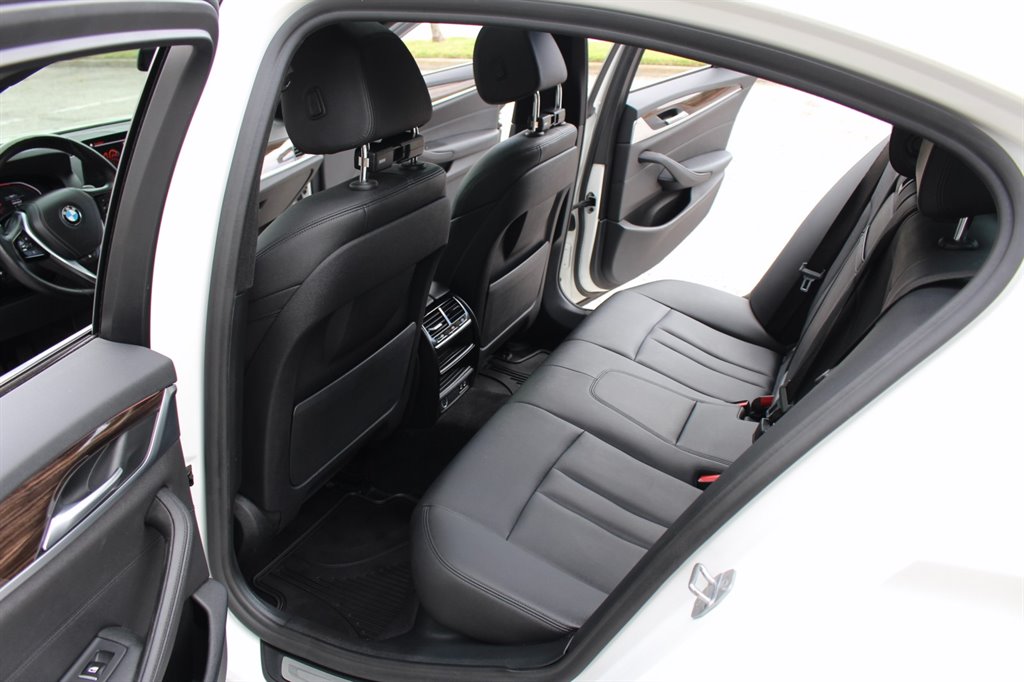 2020 BMW 5 Series - $21,995