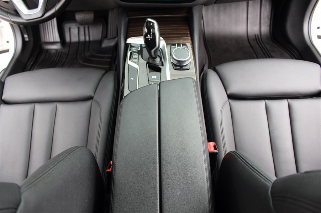 2020 BMW 5 Series - $21,995