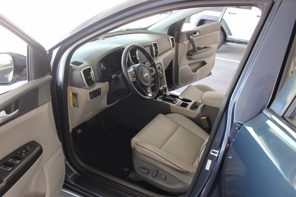 2017 Kia Sportage - $13,995