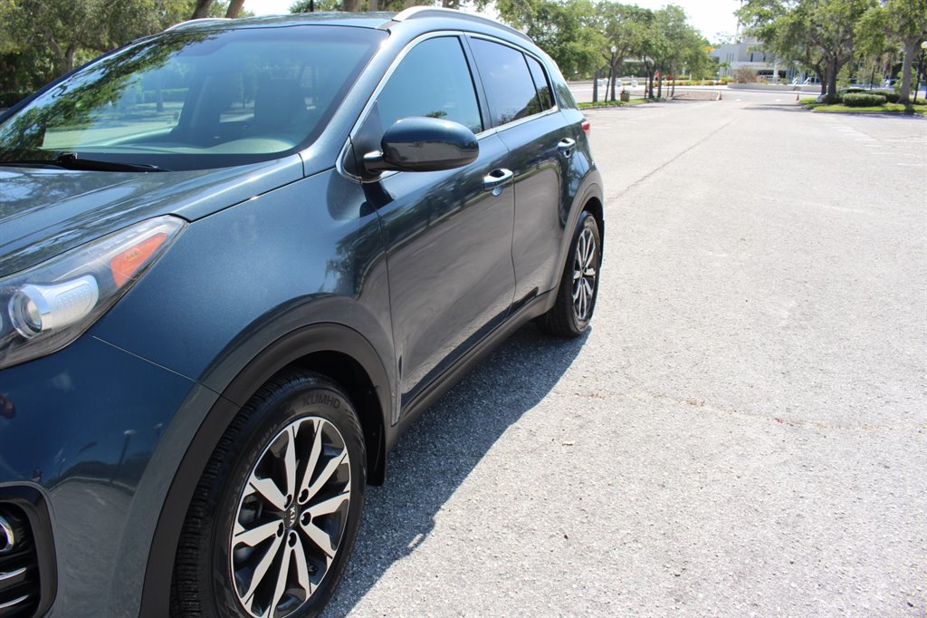 2017 Kia Sportage - $13,995