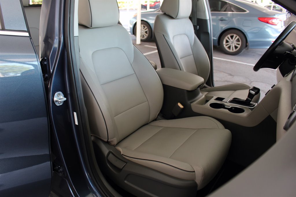 2017 Kia Sportage - $13,995