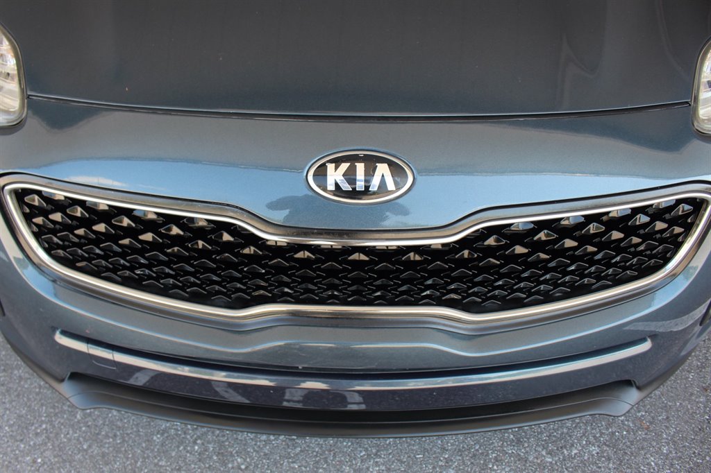 2017 Kia Sportage - $13,995