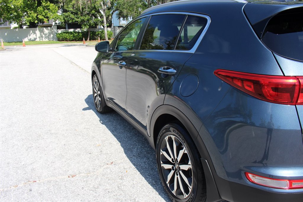 2017 Kia Sportage - $13,995