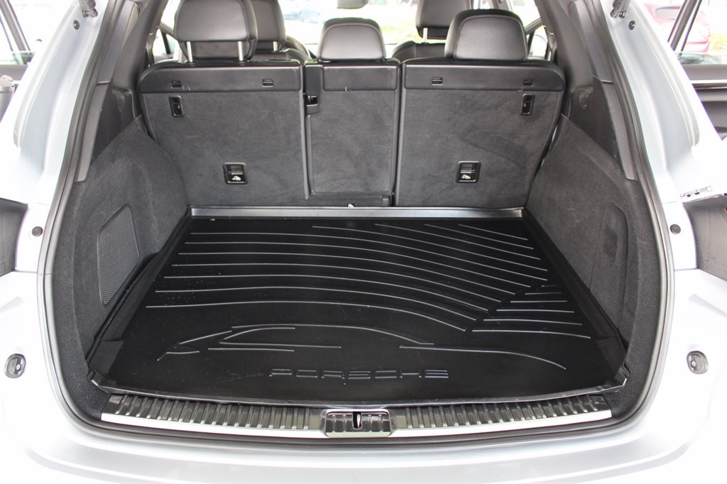 2016 Porsche Cayenne - $14,995