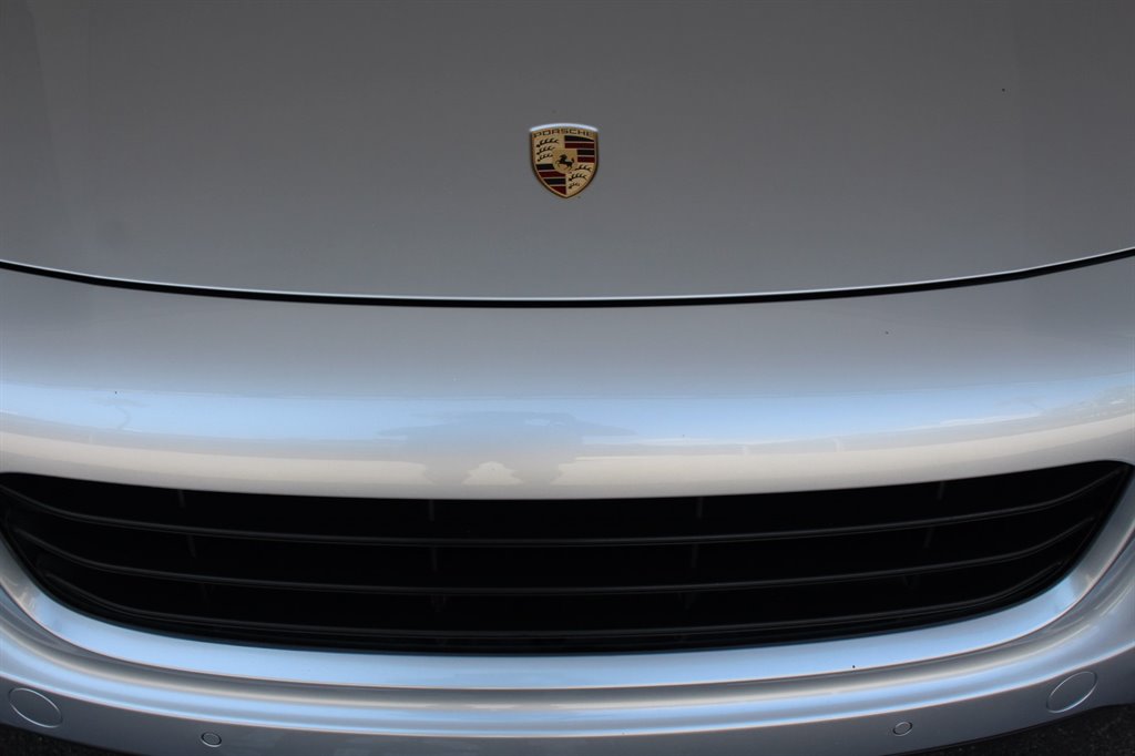 2016 Porsche Cayenne - $14,995