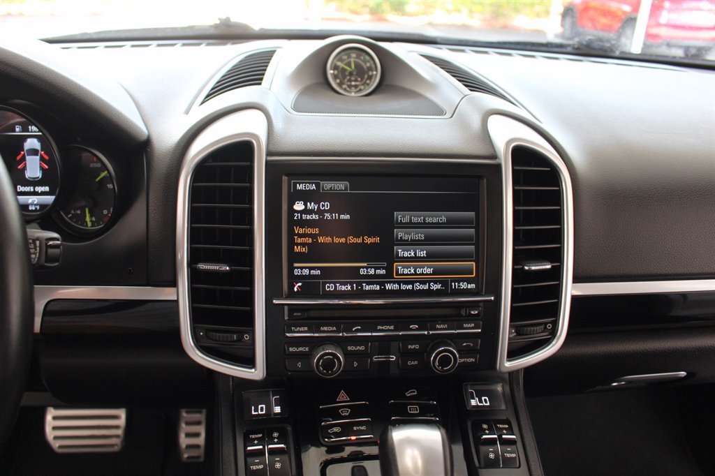 2016 Porsche Cayenne - $14,995