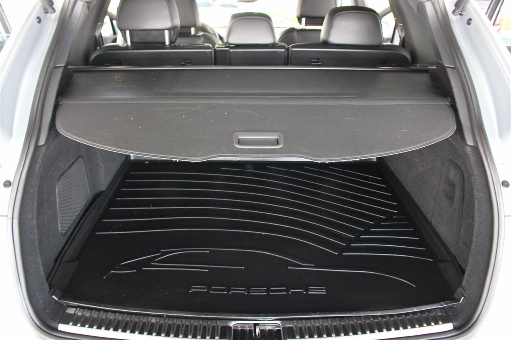 2016 Porsche Cayenne - $14,995