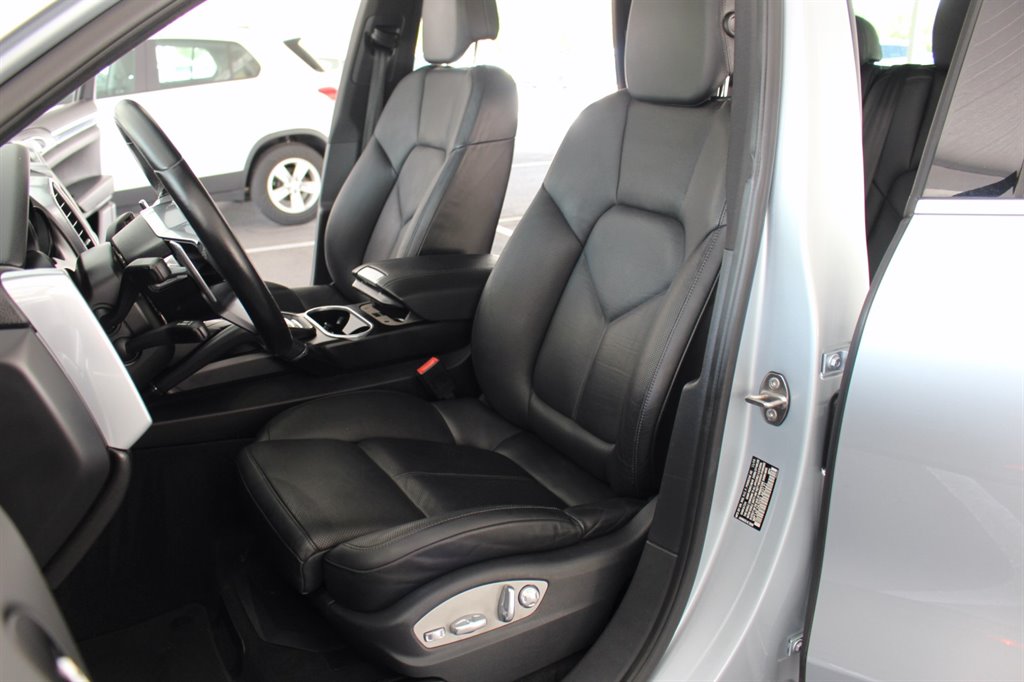 2016 Porsche Cayenne - $14,995
