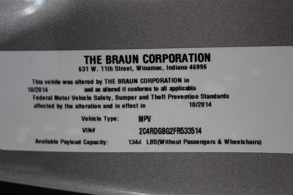 2015 Dodge Grand Caravan - $28,995