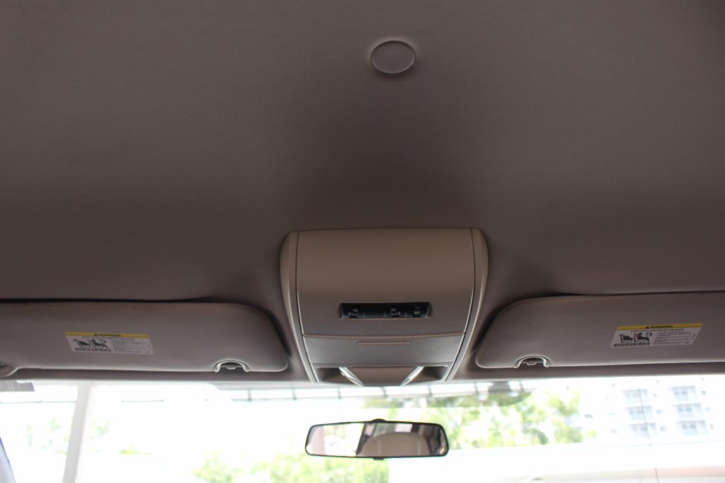 2015 Dodge Grand Caravan - $28,995
