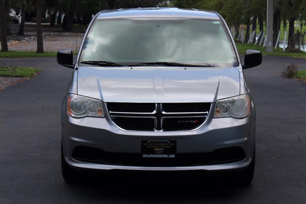 2015 Dodge Grand Caravan - $28,995