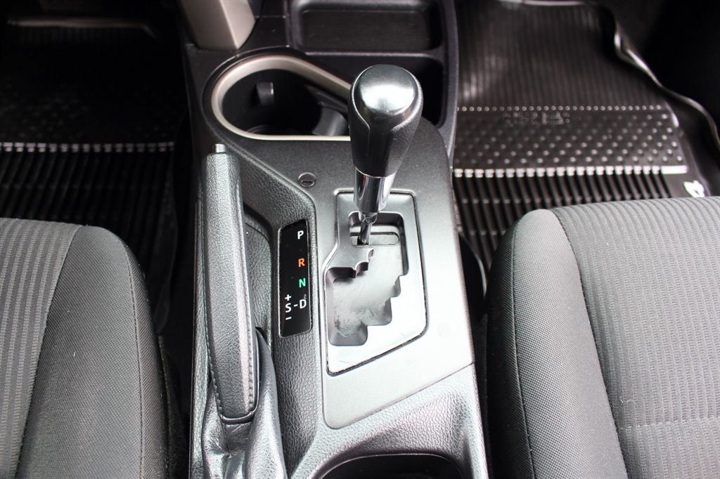 2018 Toyota RAV4 - $17,995