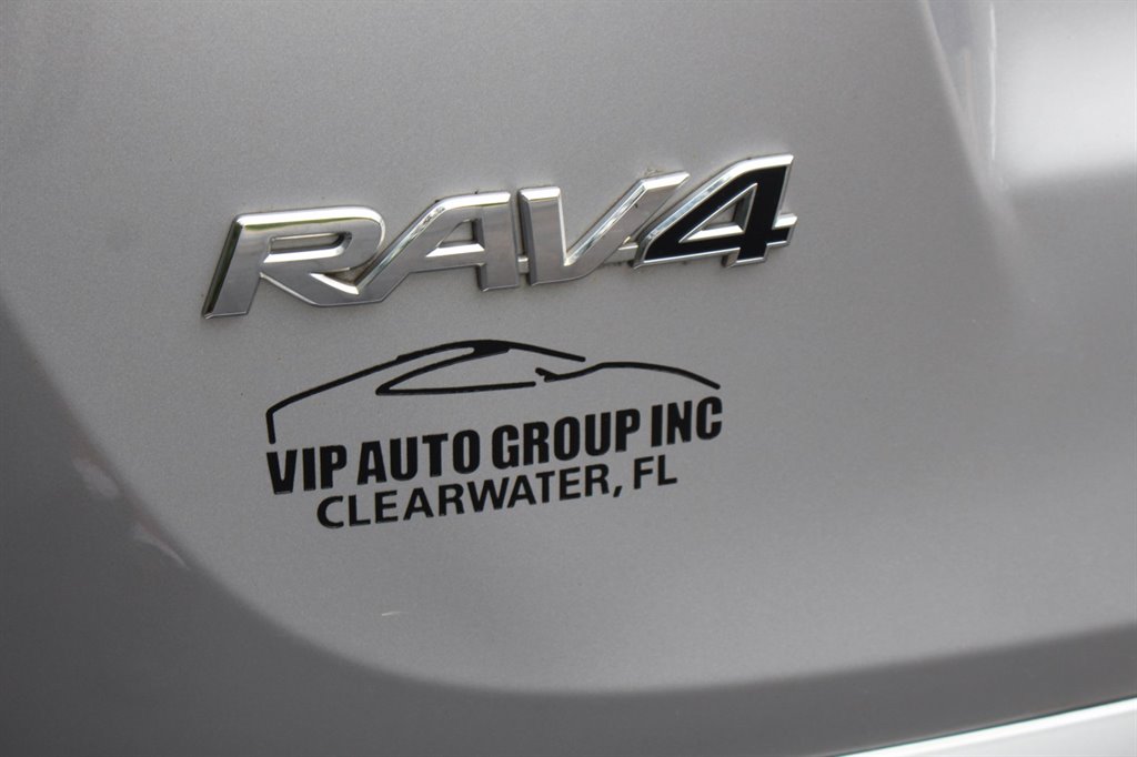 2018 Toyota RAV4 - $17,995