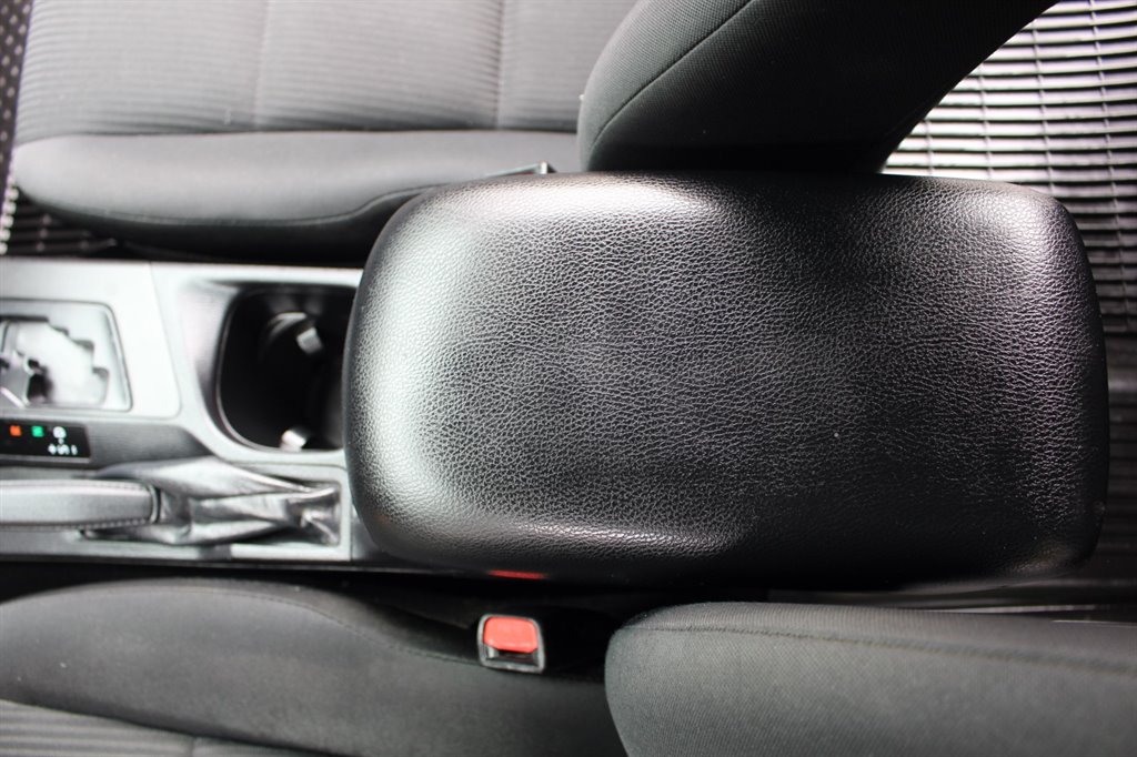 2018 Toyota RAV4 - $17,995