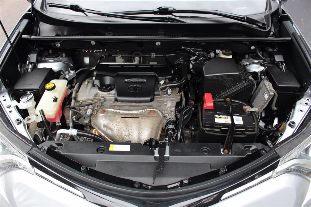 2018 Toyota RAV4 - $17,995