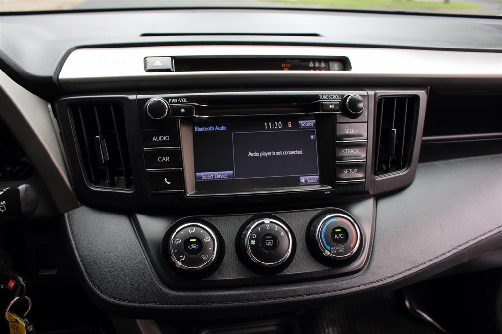 2018 Toyota RAV4 - $17,995