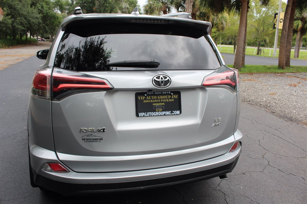 2018 Toyota RAV4 - $17,995