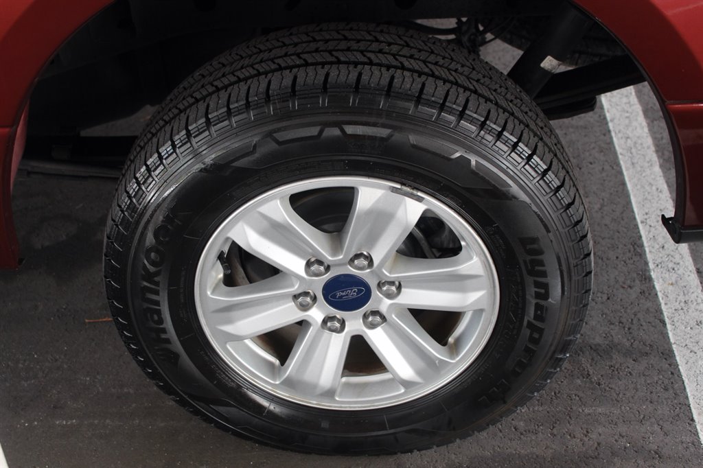 2016 Ford F-150 - $21,995