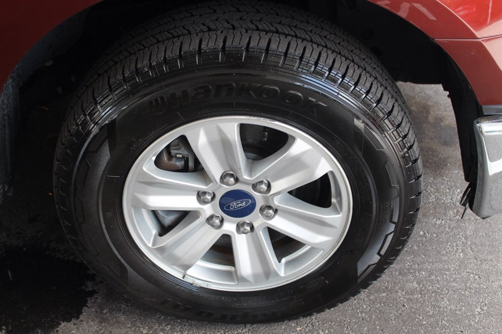 2016 Ford F-150 - $21,995