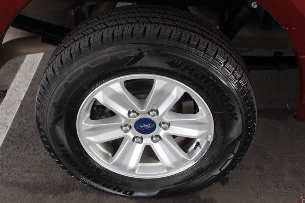 2016 Ford F-150 - $21,995