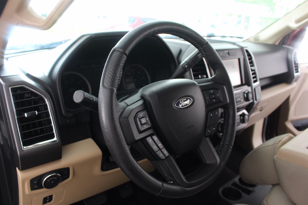 2016 Ford F-150 - $21,995