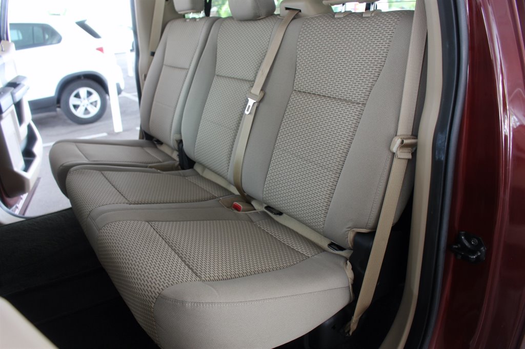 2016 Ford F-150 - $21,995