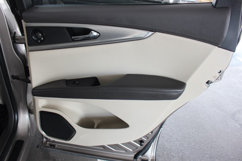 2019 Lincoln Nautilus - $15,995