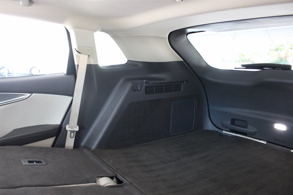 2019 Lincoln Nautilus - $15,995