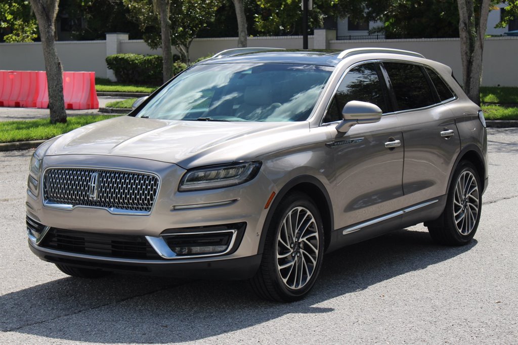 2019 Lincoln Nautilus - $15,995