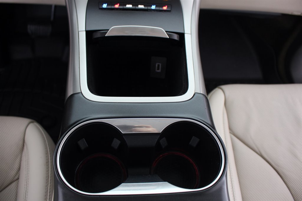 2019 Lincoln Nautilus - $15,995