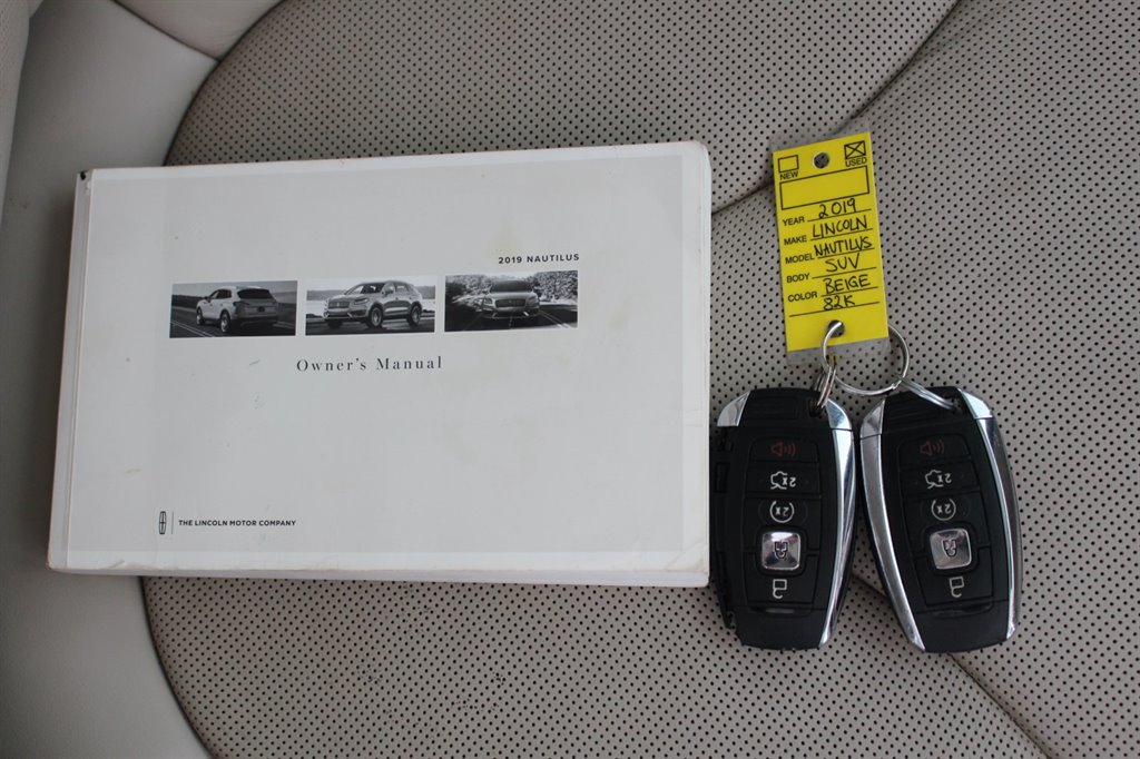 2019 Lincoln Nautilus - $15,995