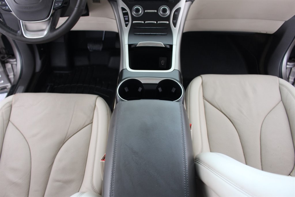2019 Lincoln Nautilus - $15,995