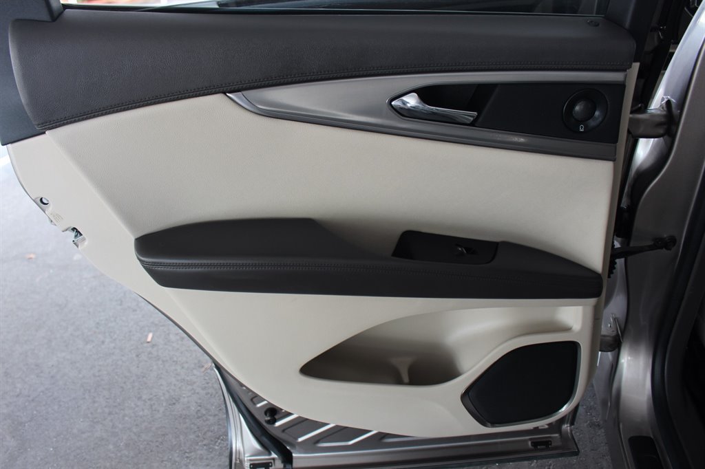 2019 Lincoln Nautilus - $15,995