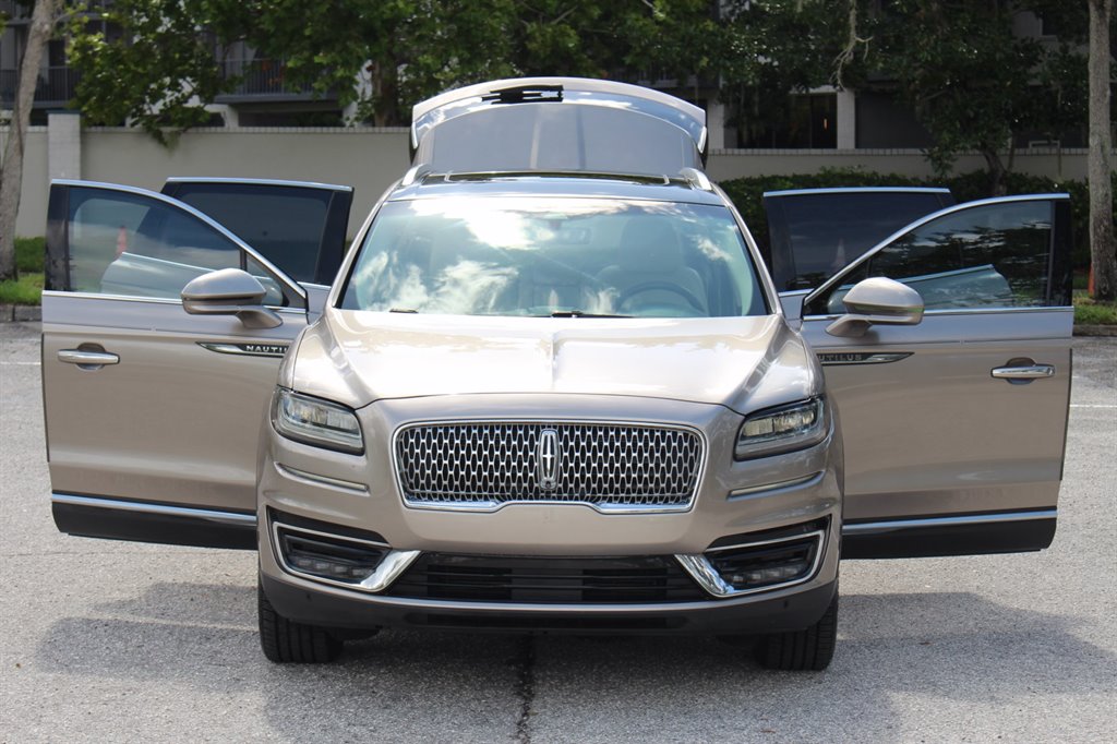 2019 Lincoln Nautilus - $15,995