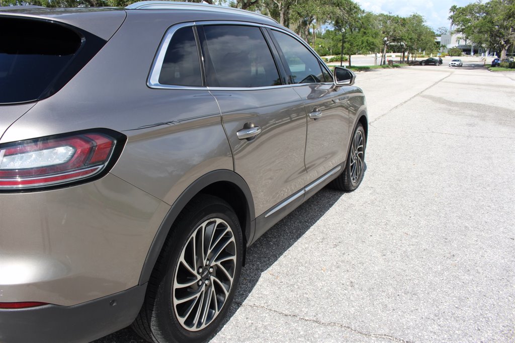 2019 Lincoln Nautilus - $15,995