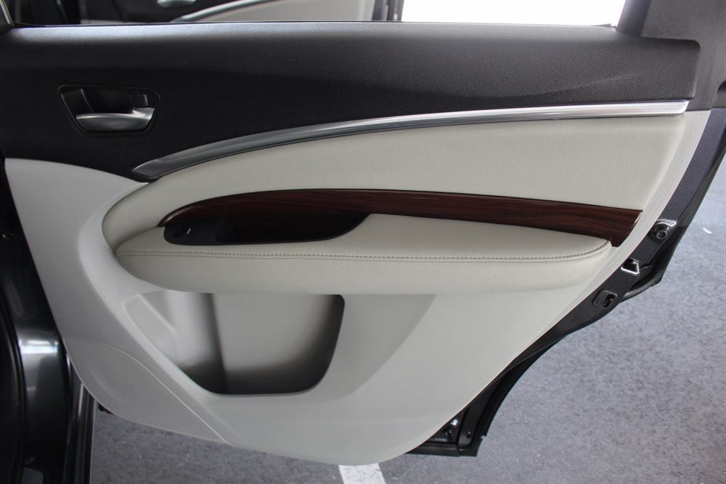 2016 Acura MDX - $15,995