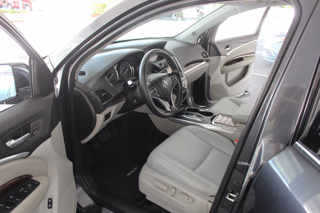 2016 Acura MDX - $15,995