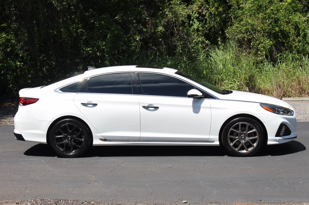 2018 Hyundai Sonata - $10,995