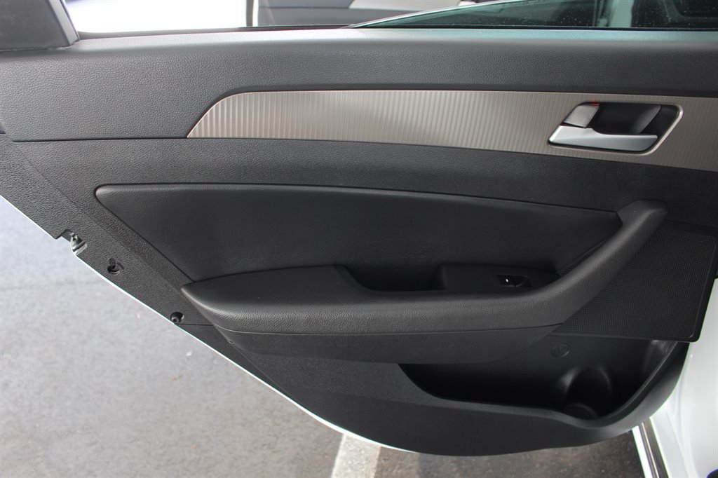 2018 Hyundai Sonata - $10,995