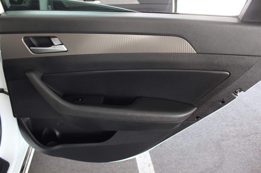 2018 Hyundai Sonata - $10,995