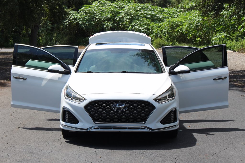 2018 Hyundai Sonata - $10,995