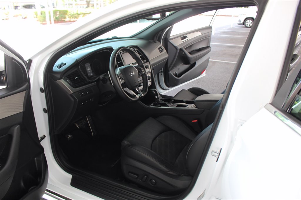 2018 Hyundai Sonata - $10,995