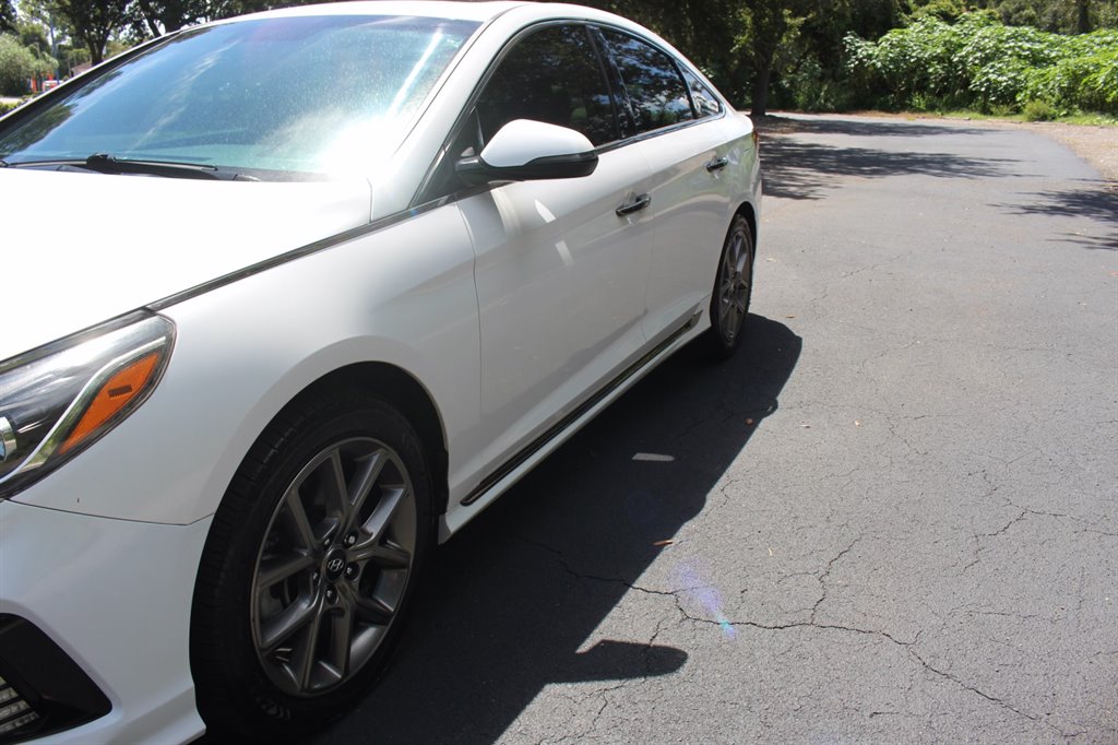 2018 Hyundai Sonata - $10,995