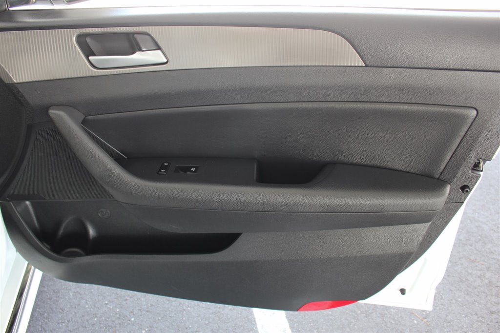 2018 Hyundai Sonata - $10,995