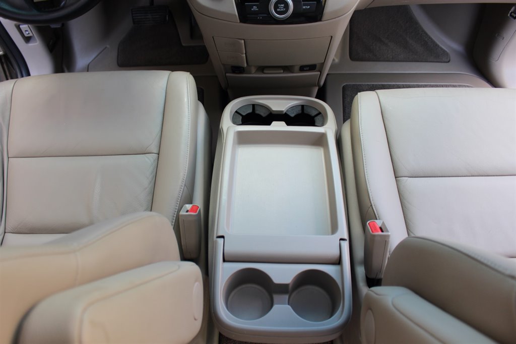 2011 Honda Odyssey - $21,995