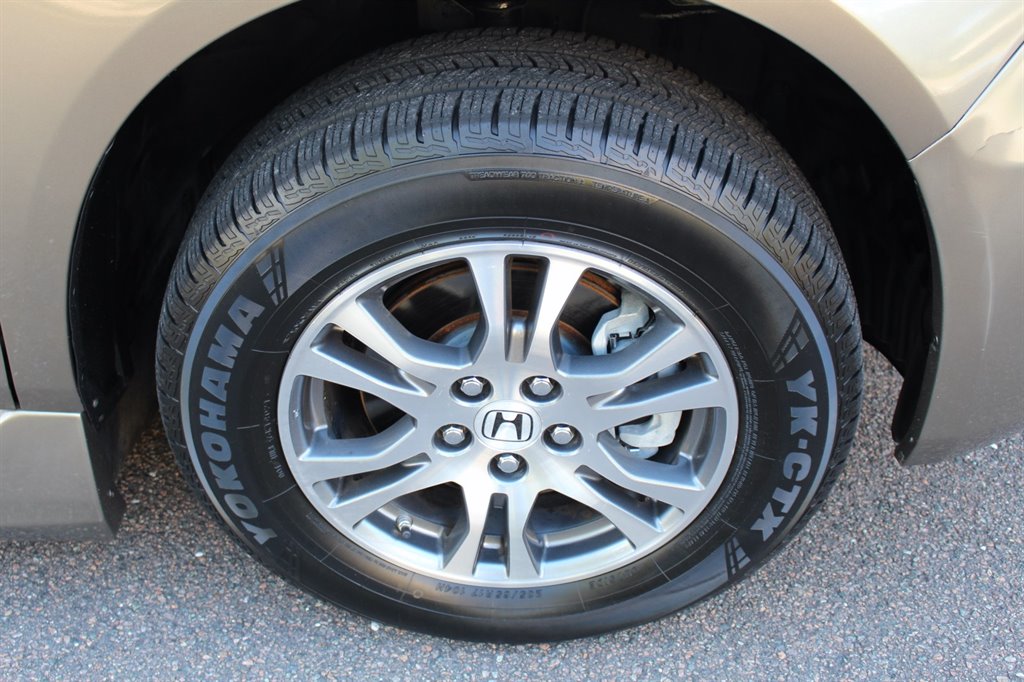 2011 Honda Odyssey - $21,995