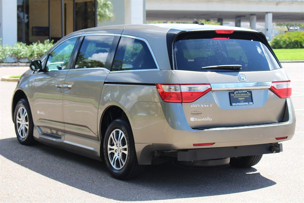 2011 Honda Odyssey - $21,995