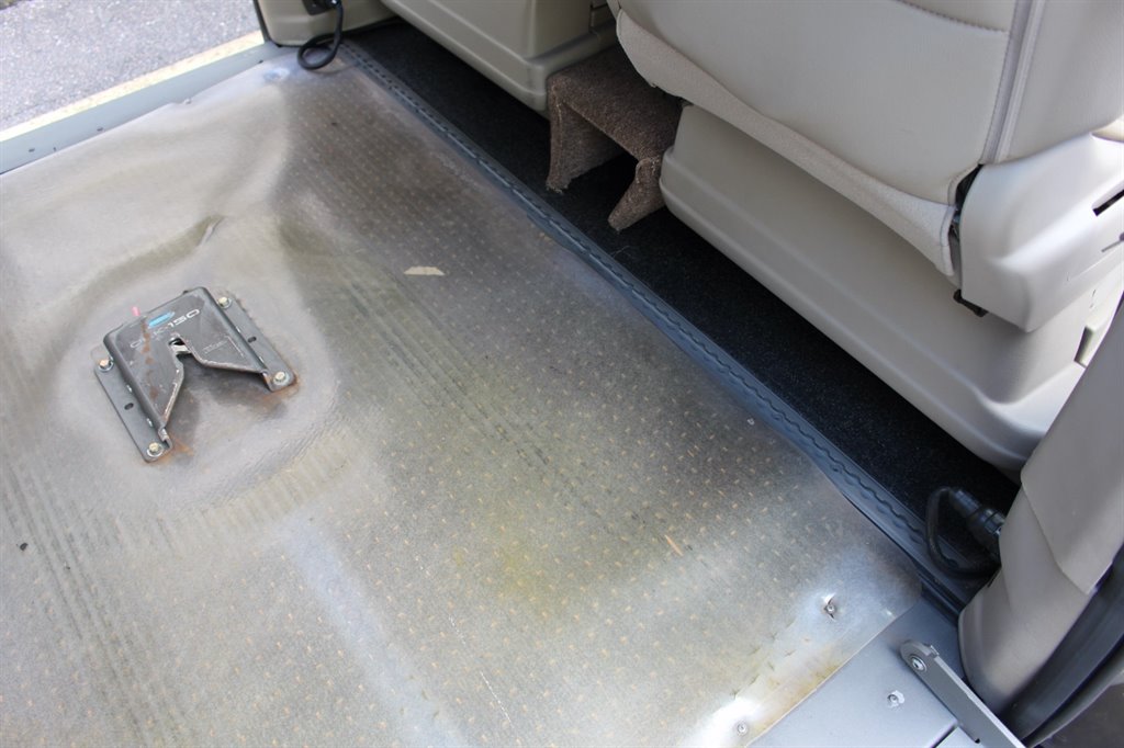 2011 Honda Odyssey - $21,995