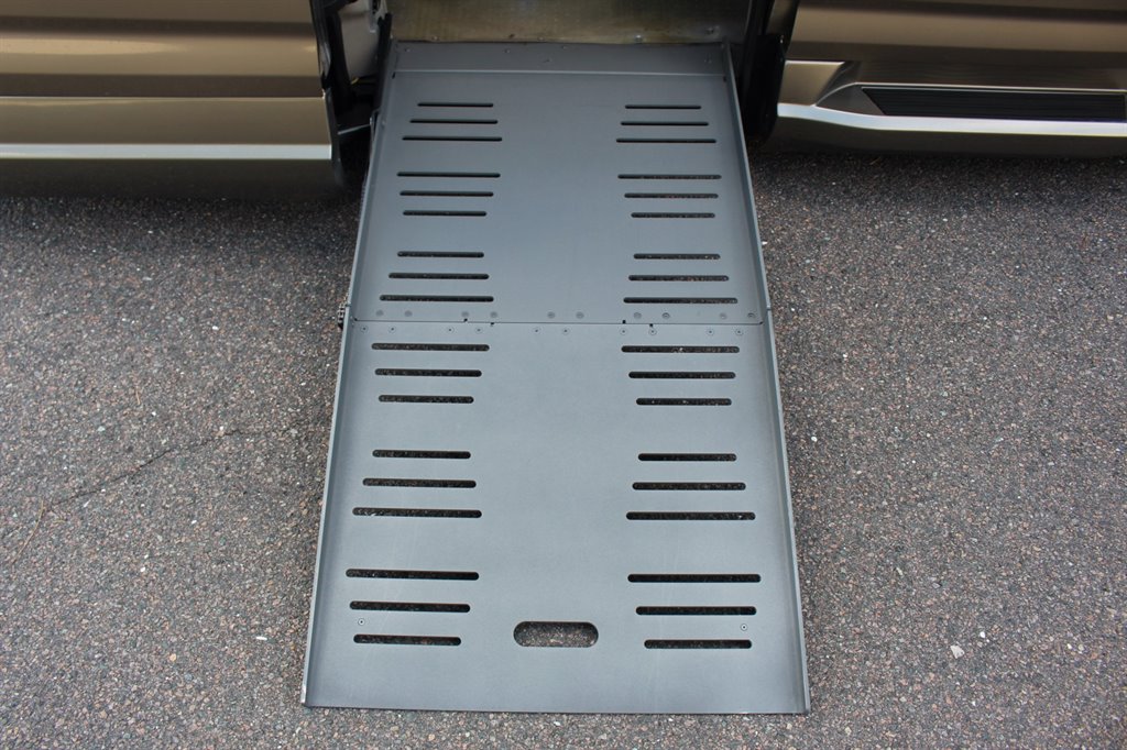 2011 Honda Odyssey - $21,995