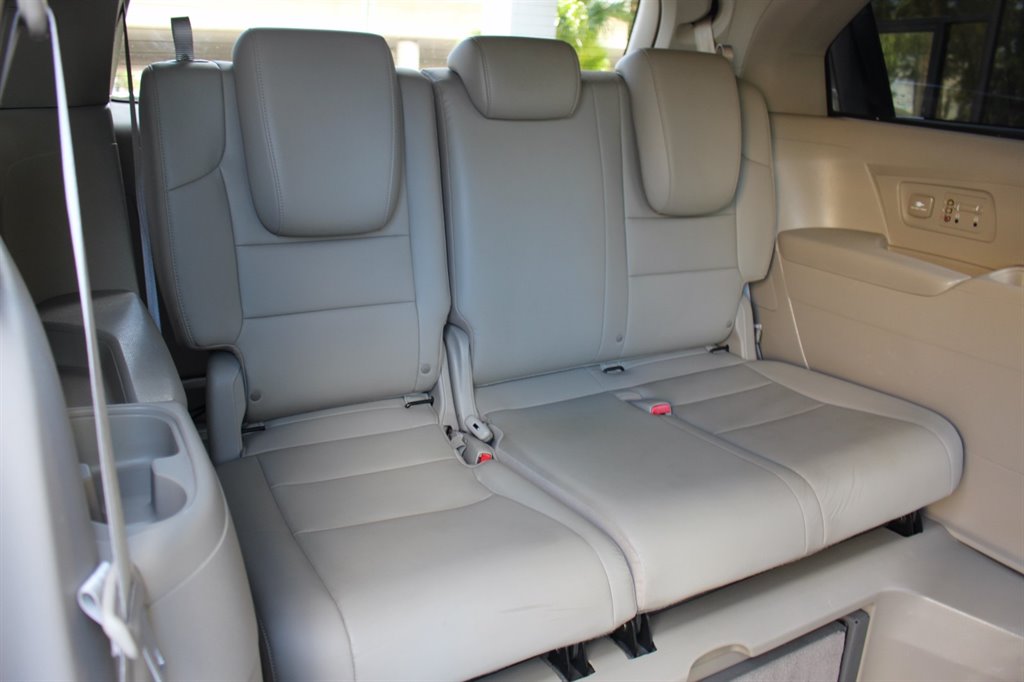 2011 Honda Odyssey - $21,995